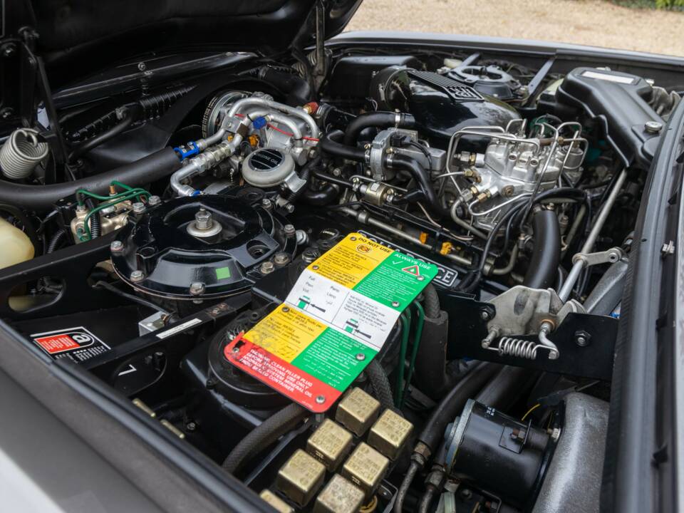 Image 45/50 of Rolls-Royce Silver Spirit (1987)