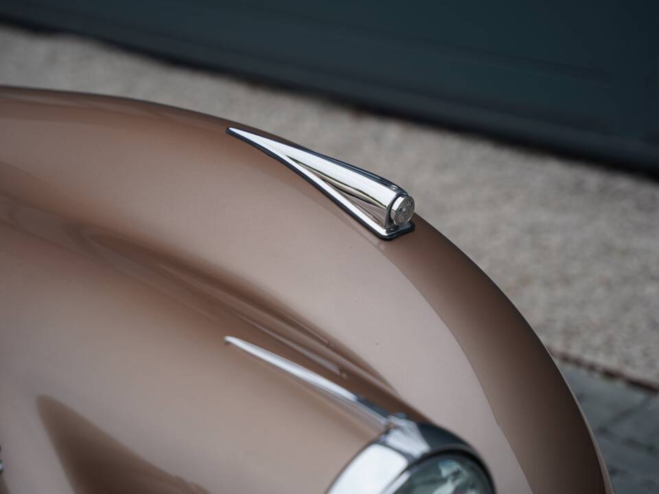 Image 44/50 of Jaguar XK 120 OTS (1950)