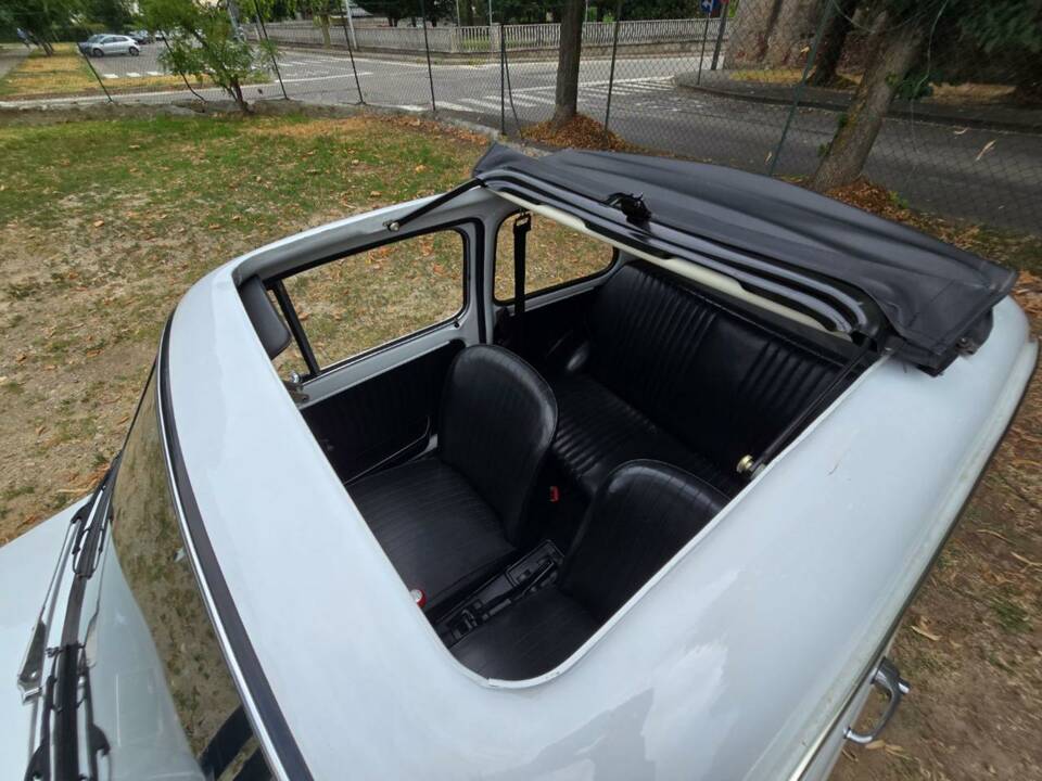Bild 22/50 von FIAT 500 L (1972)