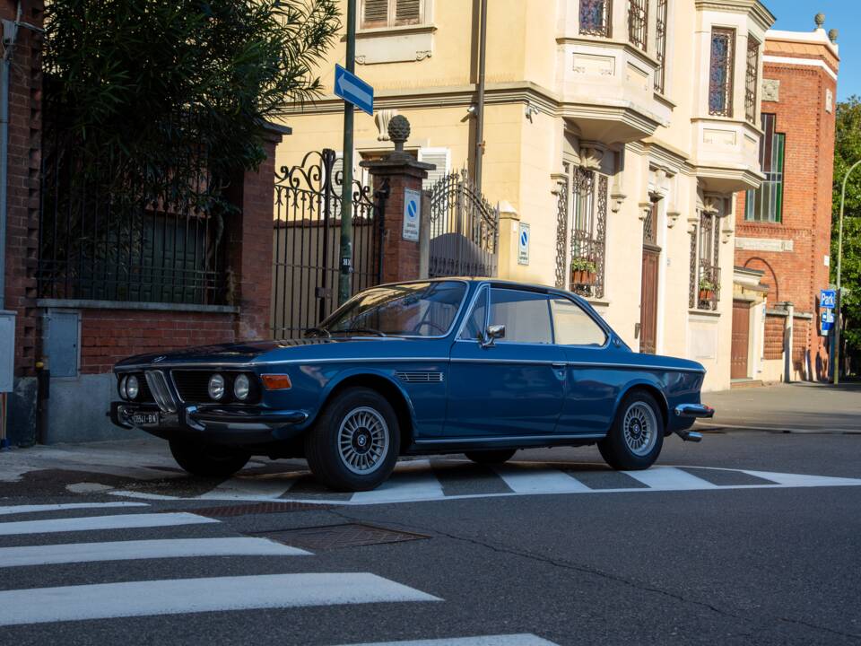 Image 4/56 of BMW 2800 CS (1969)