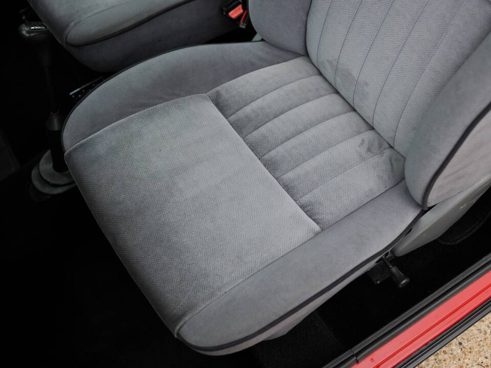 Imagen 22/30 de Rover Mini Cooper 1,3i (1993)