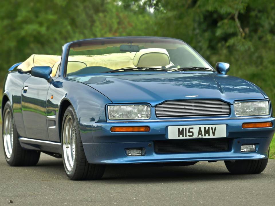 Bild 5/50 von Aston Martin Virage Volante (1995)