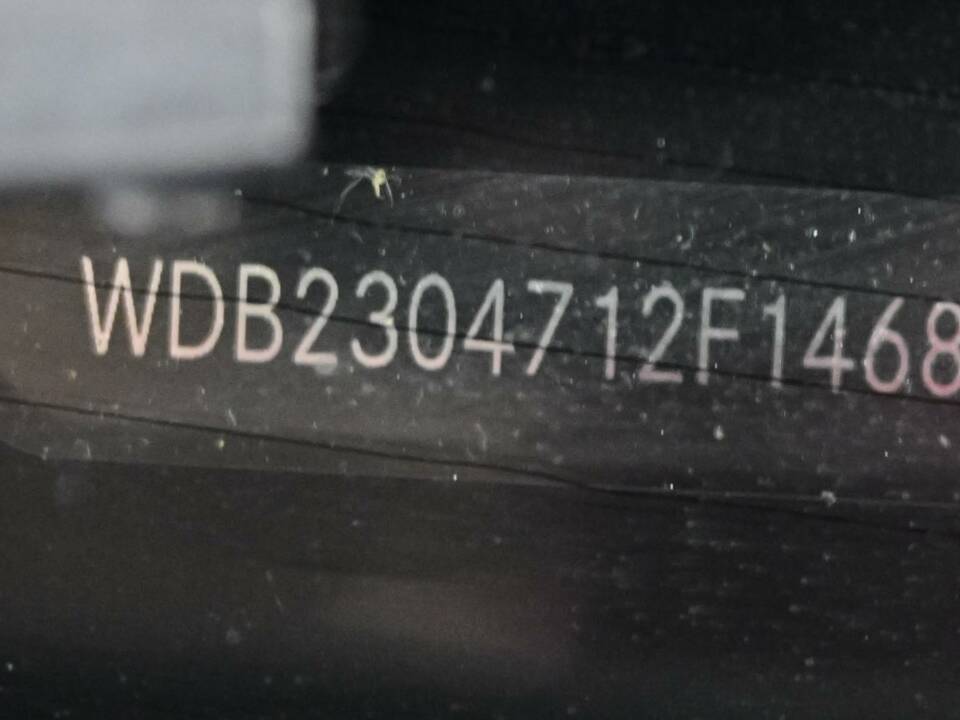 Image 28/50 of Mercedes-Benz SL 500 (2008)