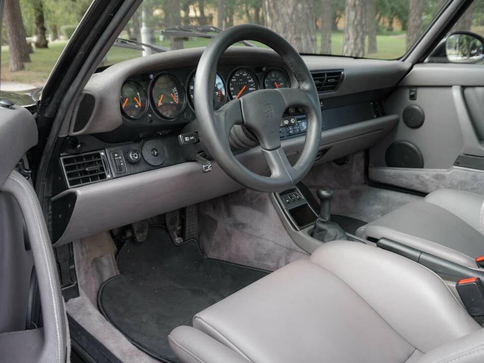 Bild 10/53 von Porsche 911 Turbo 3.3 (1991)
