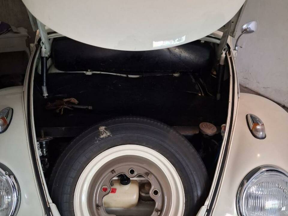 Image 21/36 of Volkswagen Käfer 1200 Autozodiaco (1963)