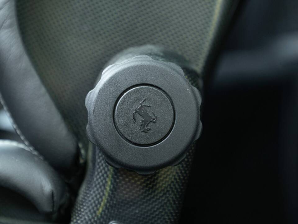 Image 35/50 of Ferrari 550 Maranello (2000)