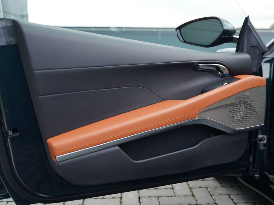 Immagine 15/50 di Lotus Emira (2023)