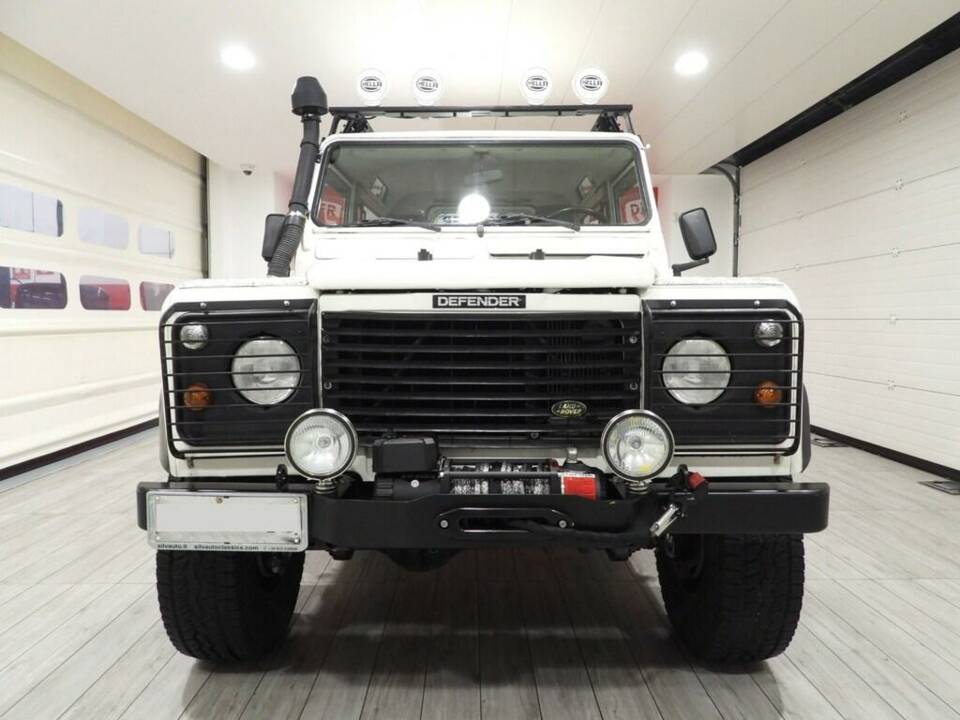 Imagen 2/15 de Land Rover Defender 90 (1996)
