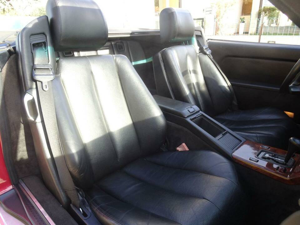 Image 39/45 de Mercedes-Benz 500 SL (1991)