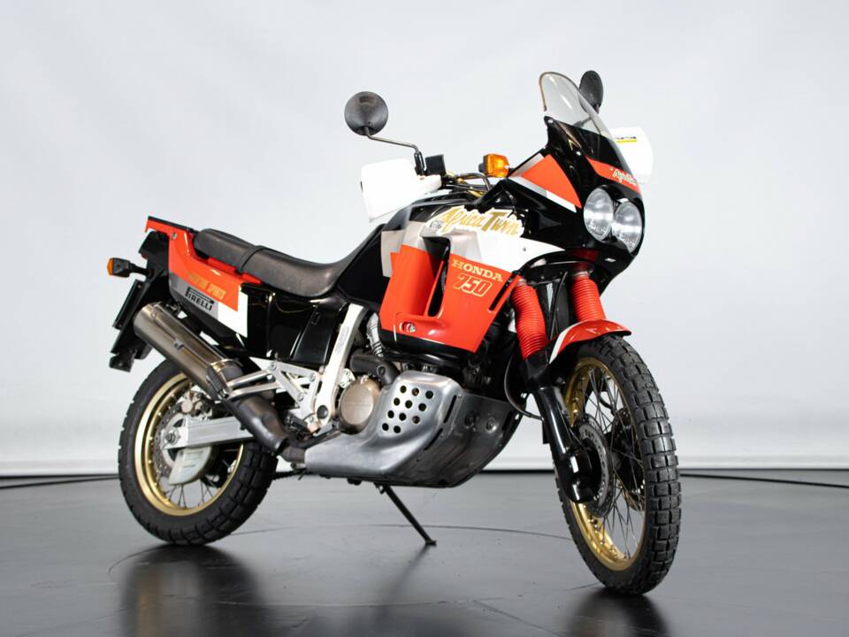 Bild 5/50 von Honda DUMMY (1991)