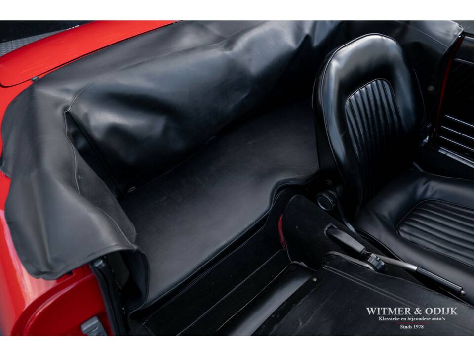 Image 20/29 of Alfa Romeo 1600 Spider Duetto (1967)