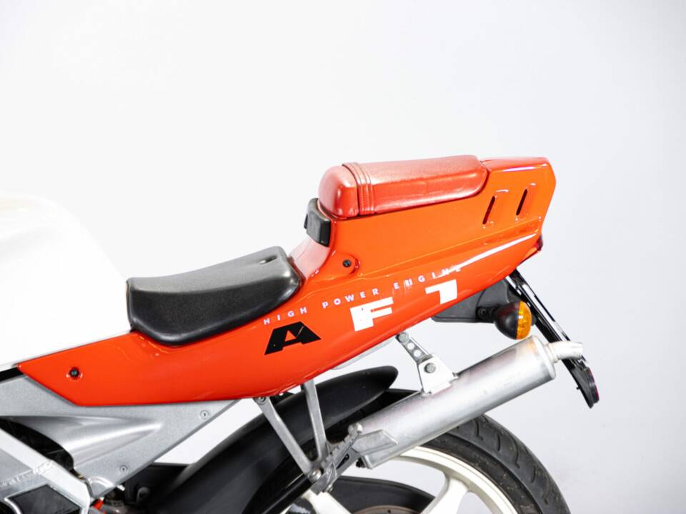 Bild 19/42 von Aprilia AF1 Futura Sport Pro 125 (1990)