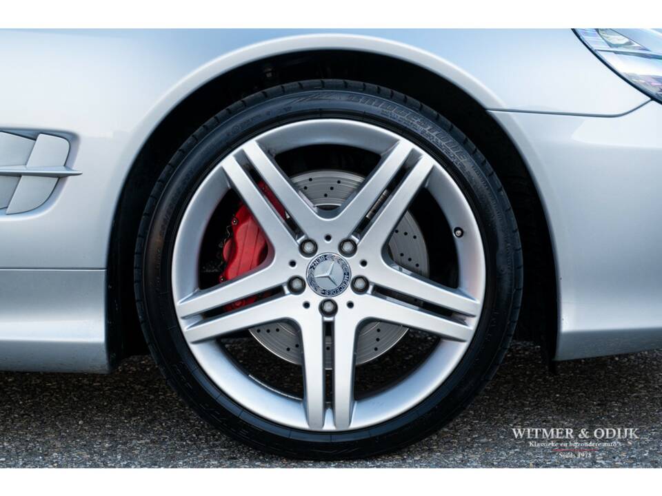 Imagen 28/36 de Mercedes-Benz SL 500 (2011)