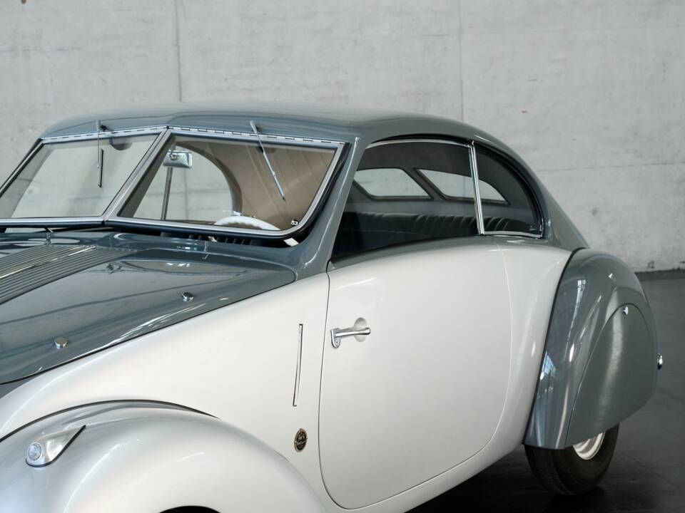 Immagine 8/50 di Adler 2.5 Litre Sport (1938)