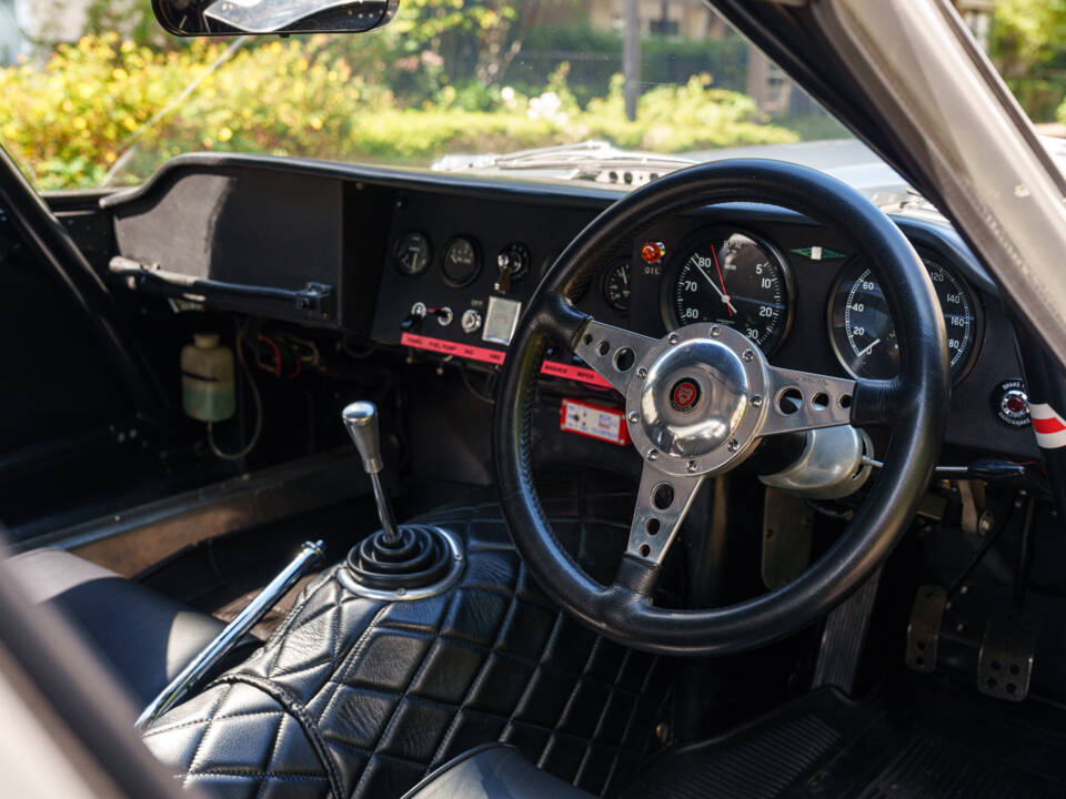 Afbeelding 20/27 van Jaguar E-Type &quot;Low Drag Coupé&quot; (1962)