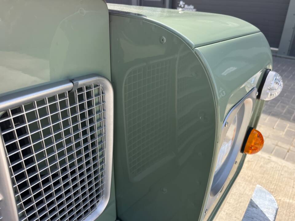 Bild 16/39 von Land Rover 88 (1984)