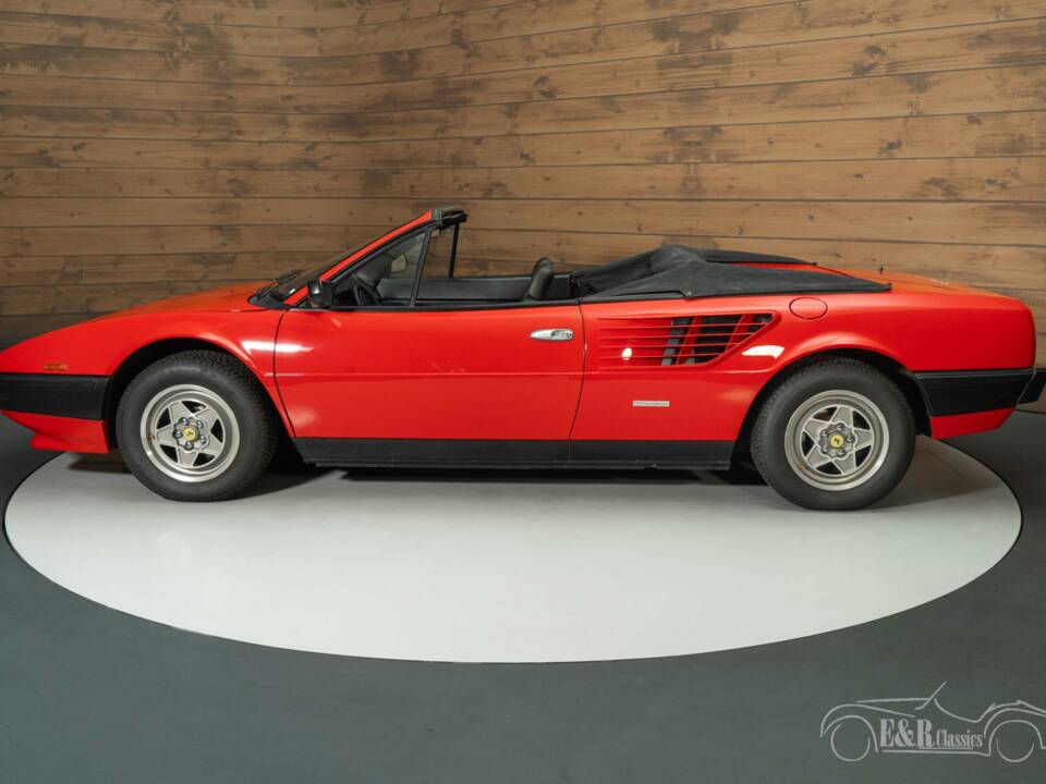 Bild 6/8 von Ferrari Mondial Quattrovalvole (1984)
