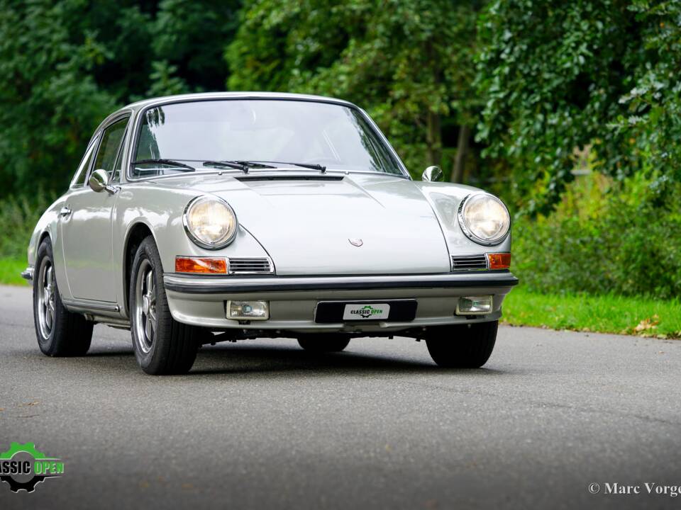 Image 23/57 of Porsche 911 2.0 (1968)