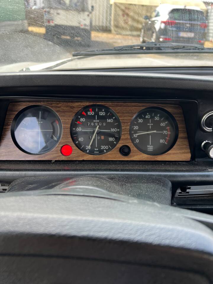 Image 9/17 of BMW 2002 tii (1974)