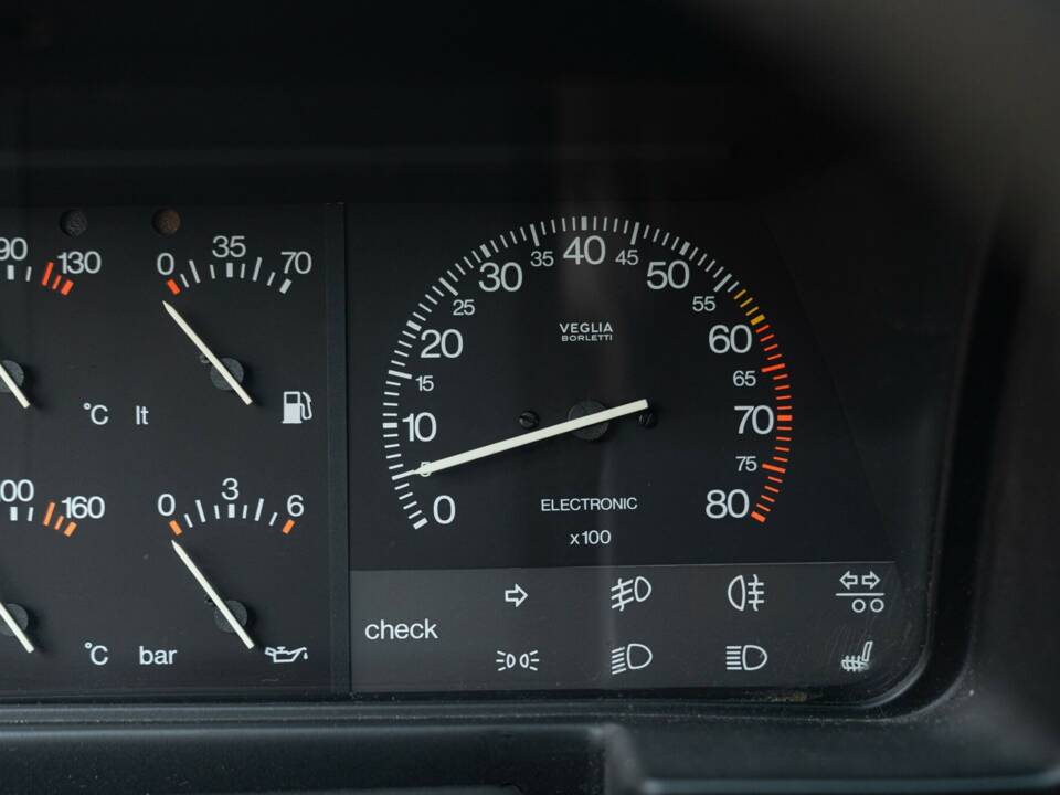 Immagine 21/42 di Lancia Thema 6V (1985)