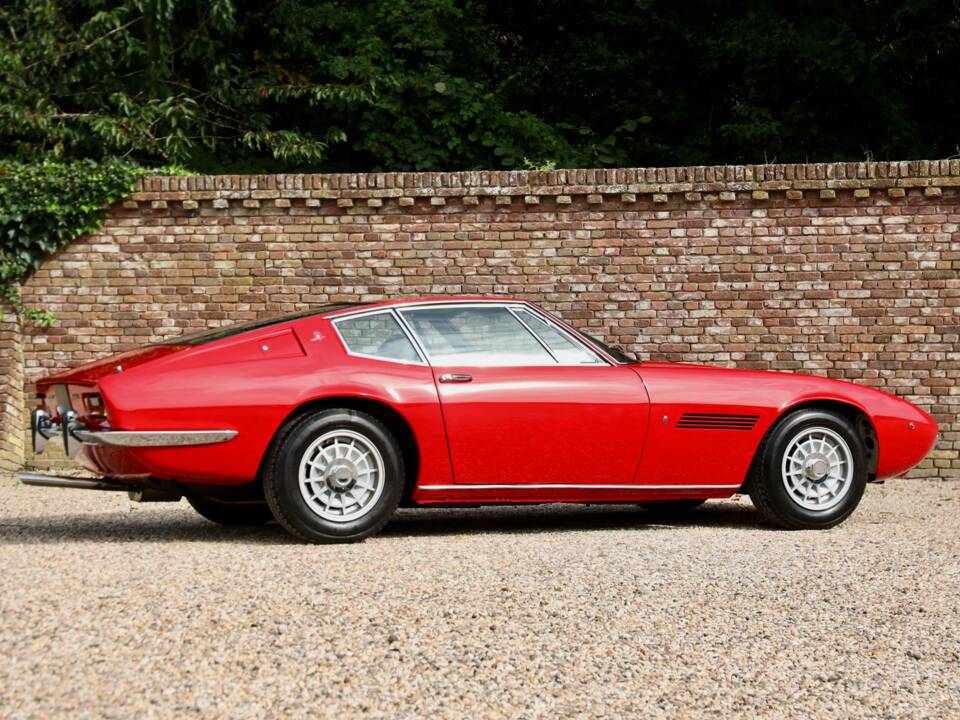 Image 45/50 de Maserati Ghibli SS (1969)