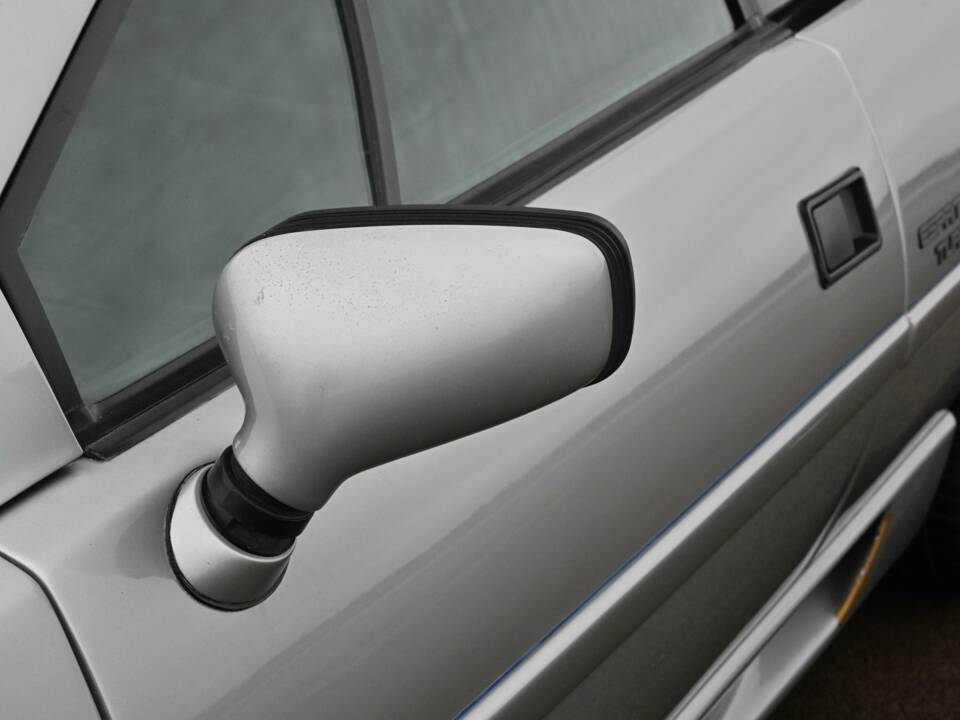 Image 17/50 of Lotus Esprit SE (1990)