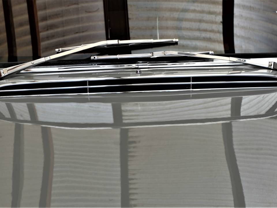 Image 20/89 of Mercedes-Benz 230 S (1967)