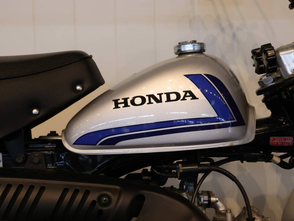 Bild 28/30 von Honda Z 50 Monkey (1900)