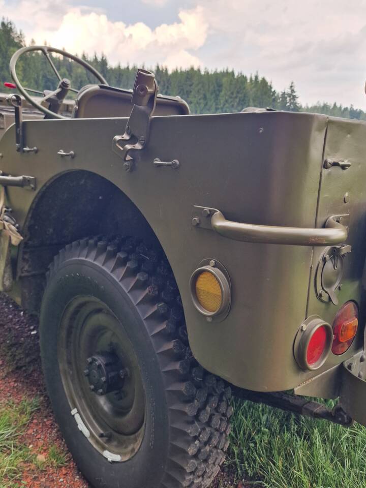 Bild 37/109 von Hotchkiss M 201 (1962)
