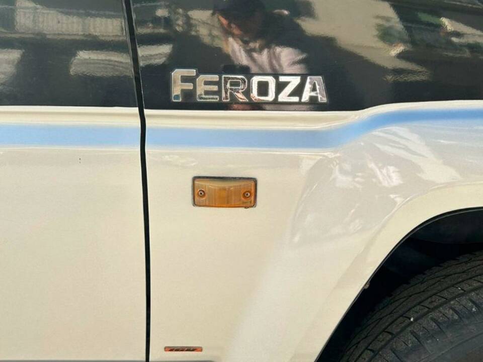 Bild 6/27 von Daihatsu Feroza 1.6i Special Hard-top (1991)