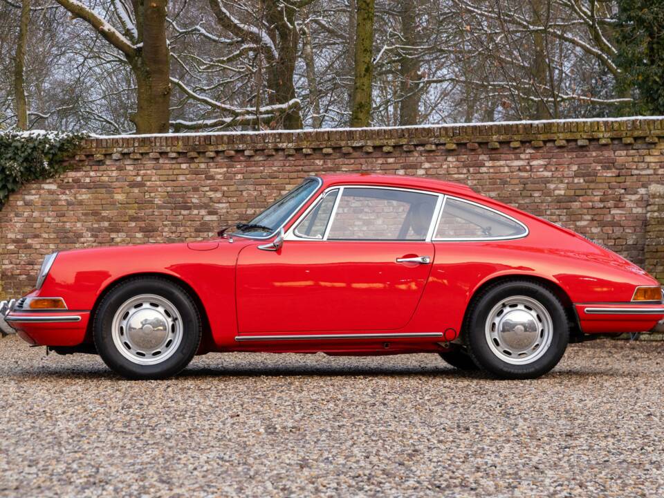 Immagine 29/50 di Porsche 912 (1968)