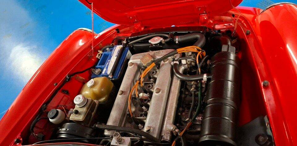 Bild 34/43 von Alfa Romeo 2000 Spider Veloce (1982)