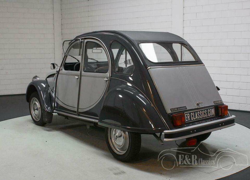 Immagine 8/19 di Citroën 2 CV 6 (1988)