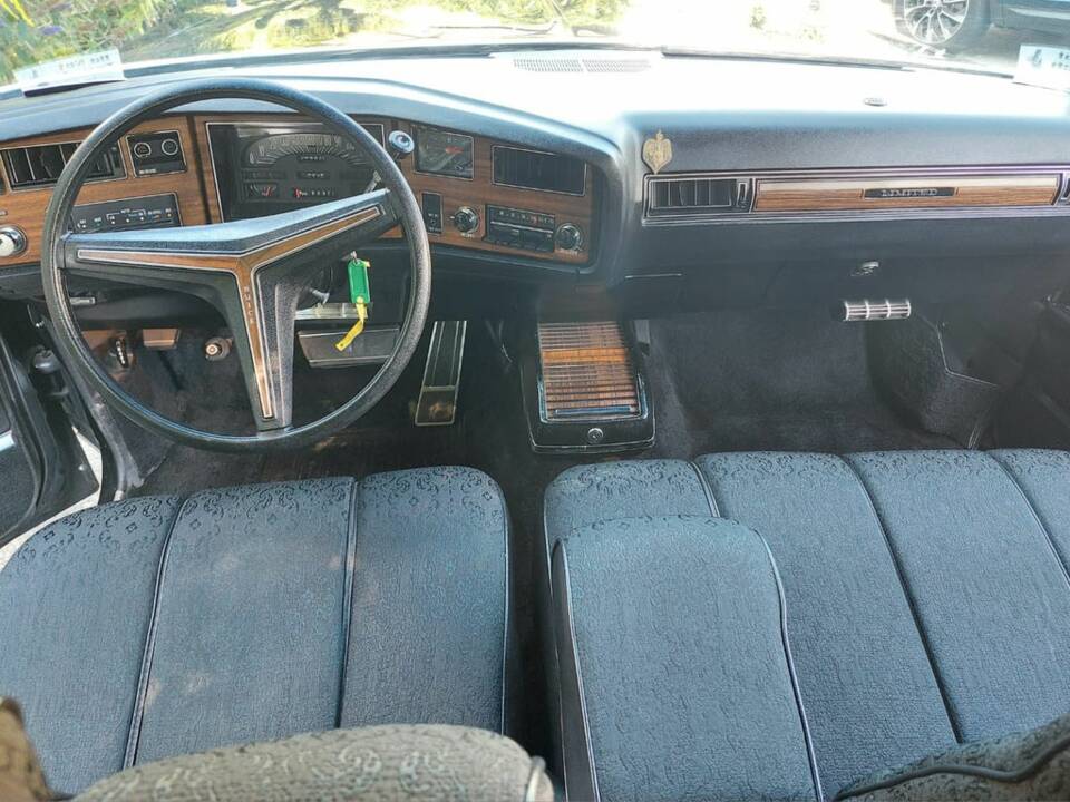 Image 2/8 of Buick Electra 225 Hardtop (1973)