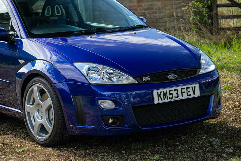 Image 8/31 of Ford Focus RS (2003)
