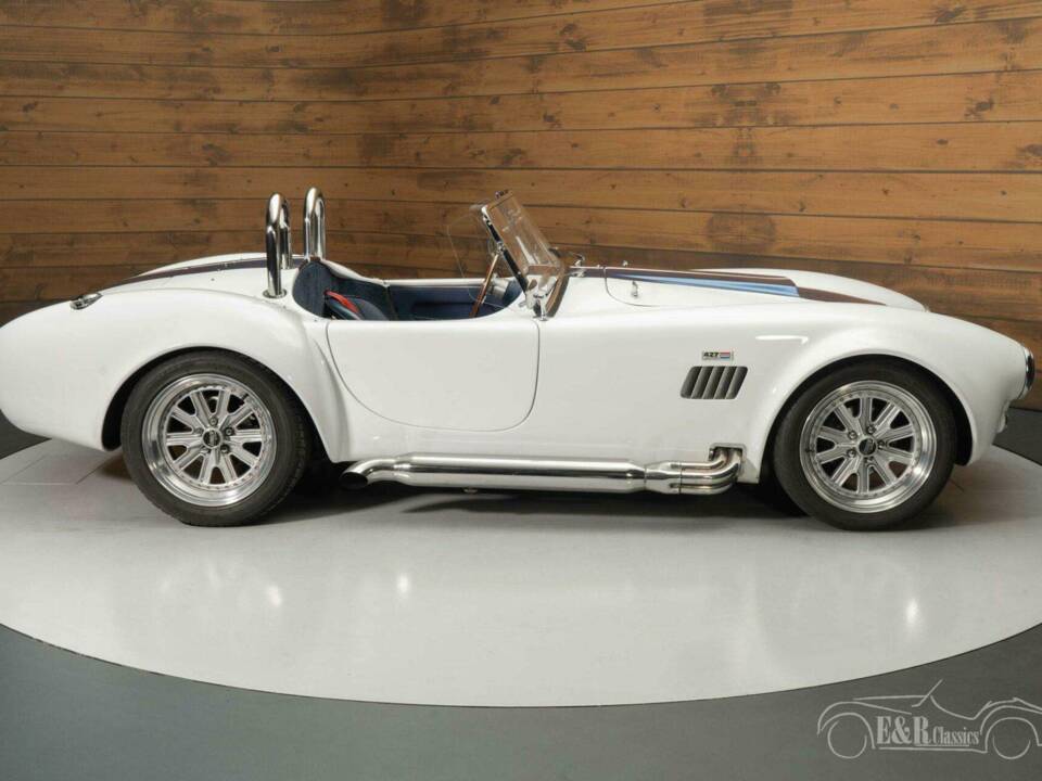 Image 9/19 of AC Cobra 427 (1965)