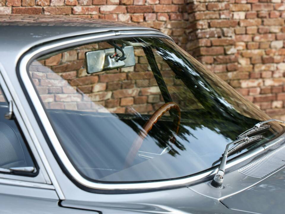 Afbeelding 41/50 van Alfa Romeo 1750 GT Veloce (1969)