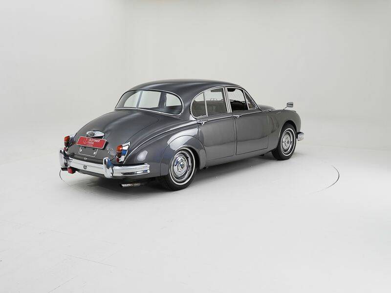 Bild 2/15 von Daimler 2,5 Liter V8 (1963)