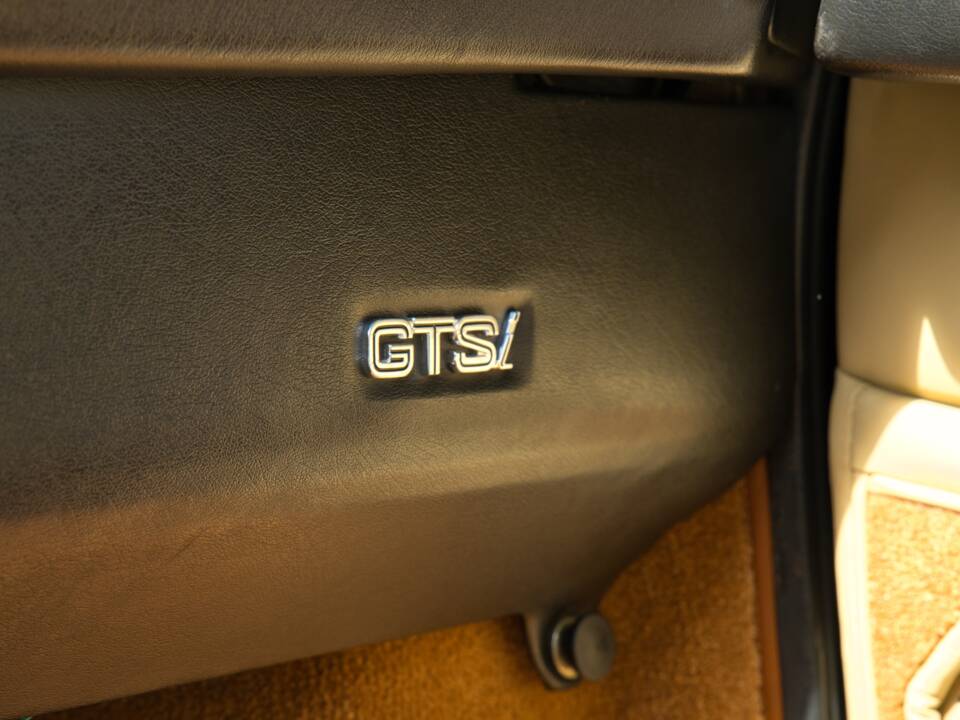 Bild 36/49 von Ferrari 308 GTS Quattrovalvole (1985)