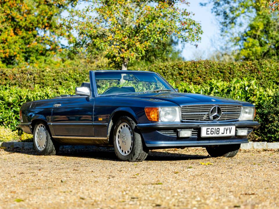 Image 1/21 of Mercedes-Benz 300 SL (1987)