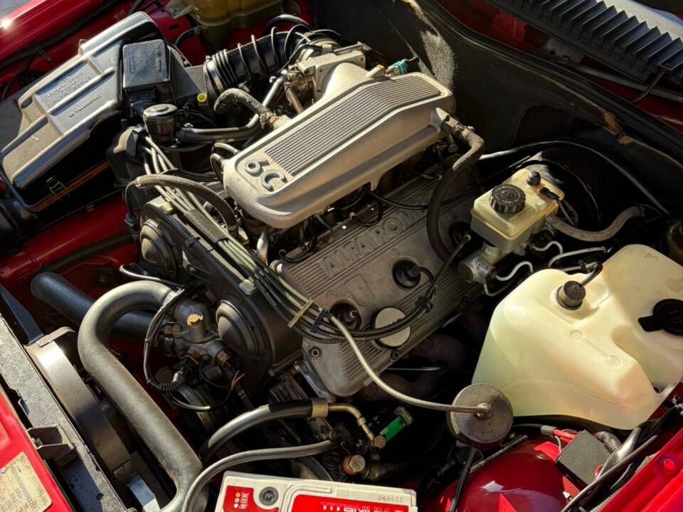 Bild 15/28 von Alfa Romeo 75 3.0 V6 America (1988)