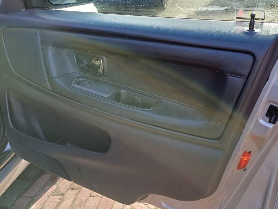 Image 6/8 of Volvo V70 R (1998)