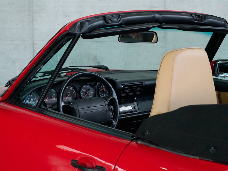 Bild 21/50 von Porsche 911 Carrera 2 (1990)