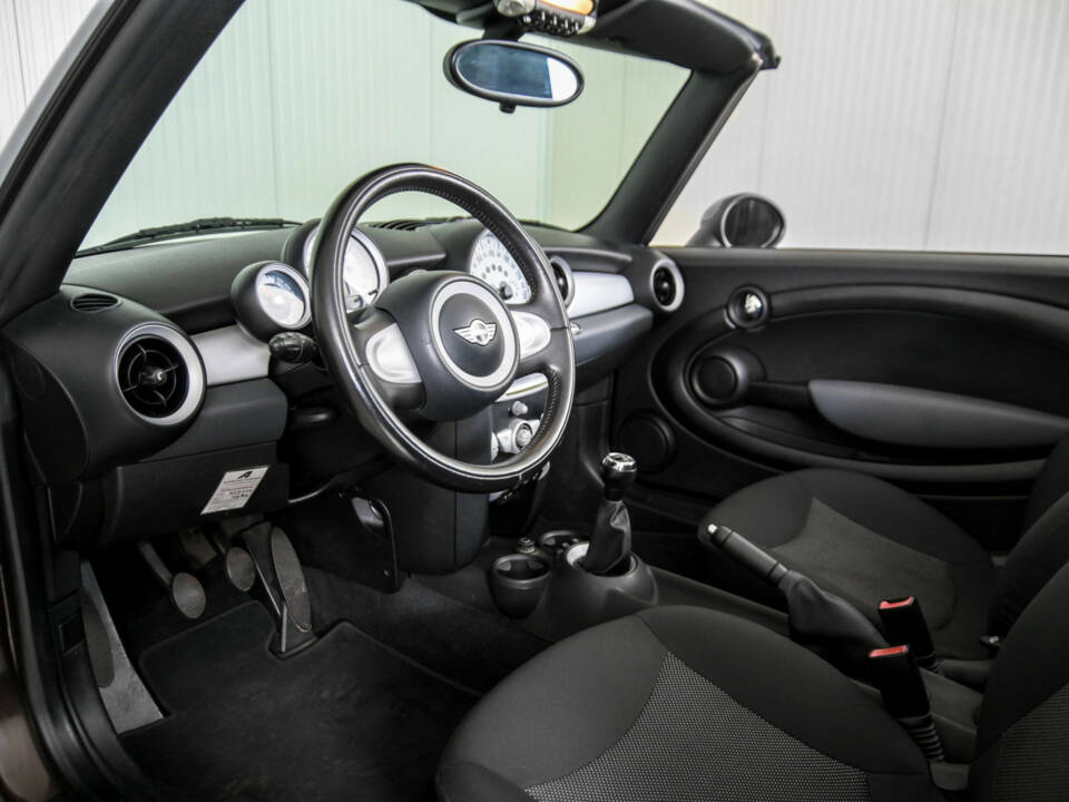 Bild 11/50 von Mini Cooper (2010)