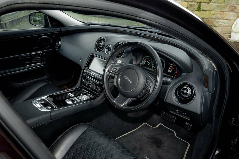 Bild 29/50 von Jaguar XJ 3.0 (2019)