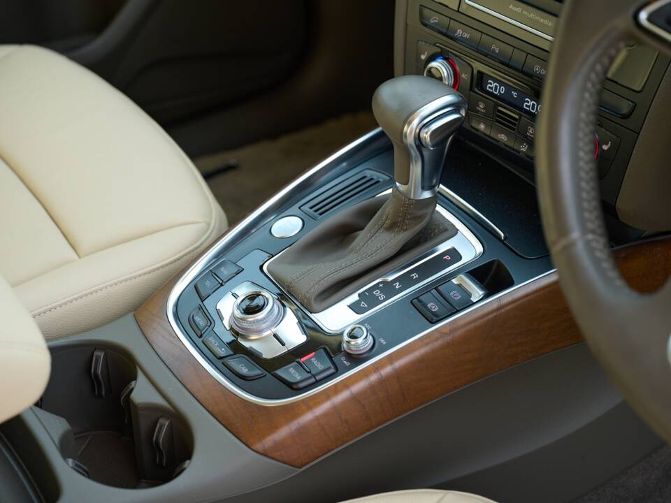 Image 37/50 de Audi Q5 3.0 TFSI (2013)