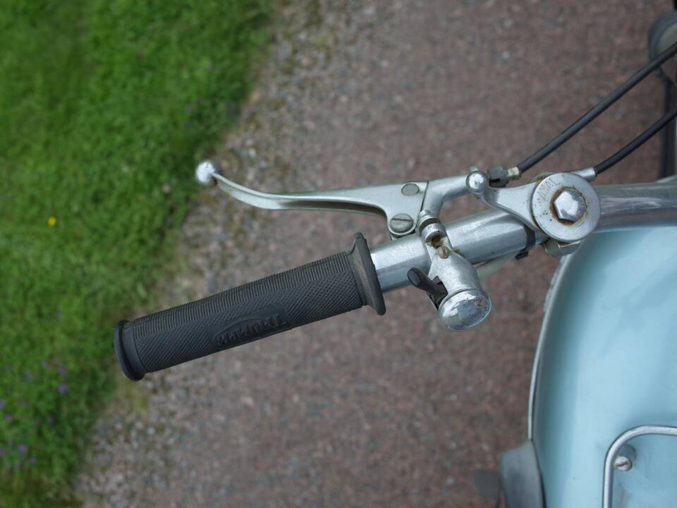 Imagen 10/25 de Triumph TR 5 Trophy (1955)