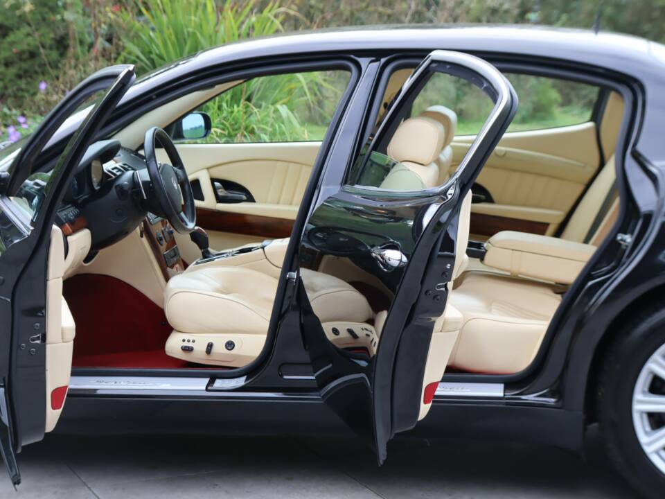 Image 23/50 of Maserati Quattroporte 4.2 (2007)