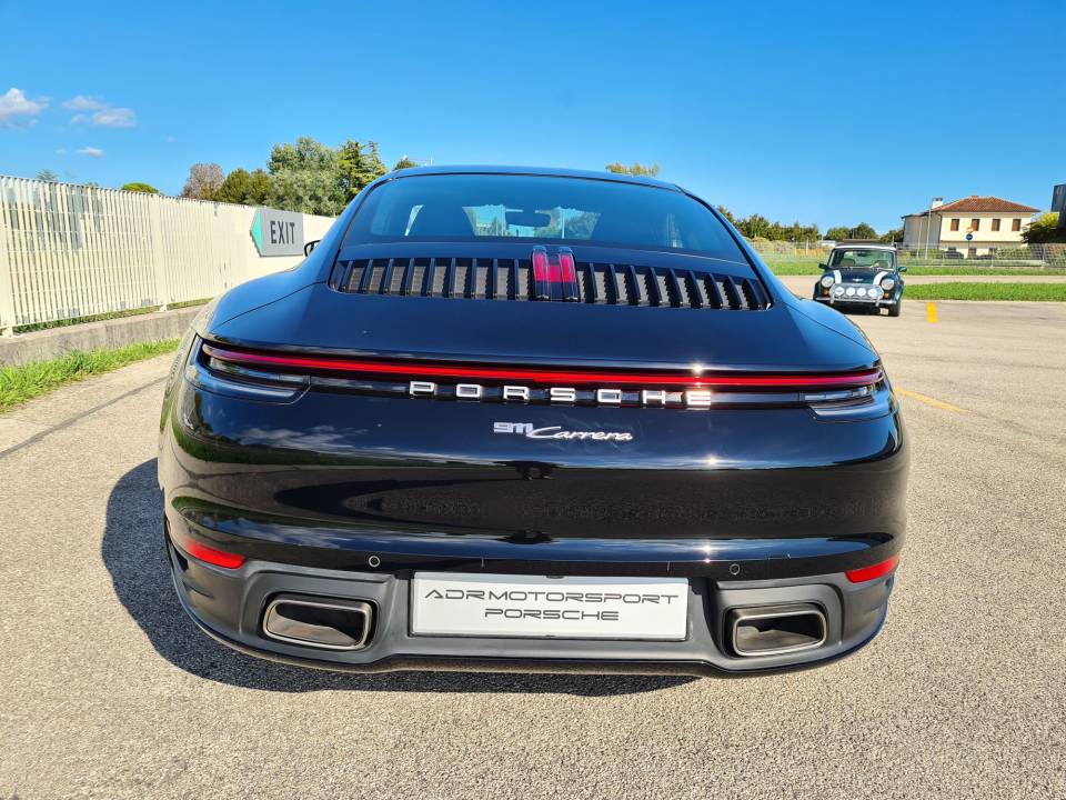 Bild 6/23 von Porsche 911 Carrera (2019)