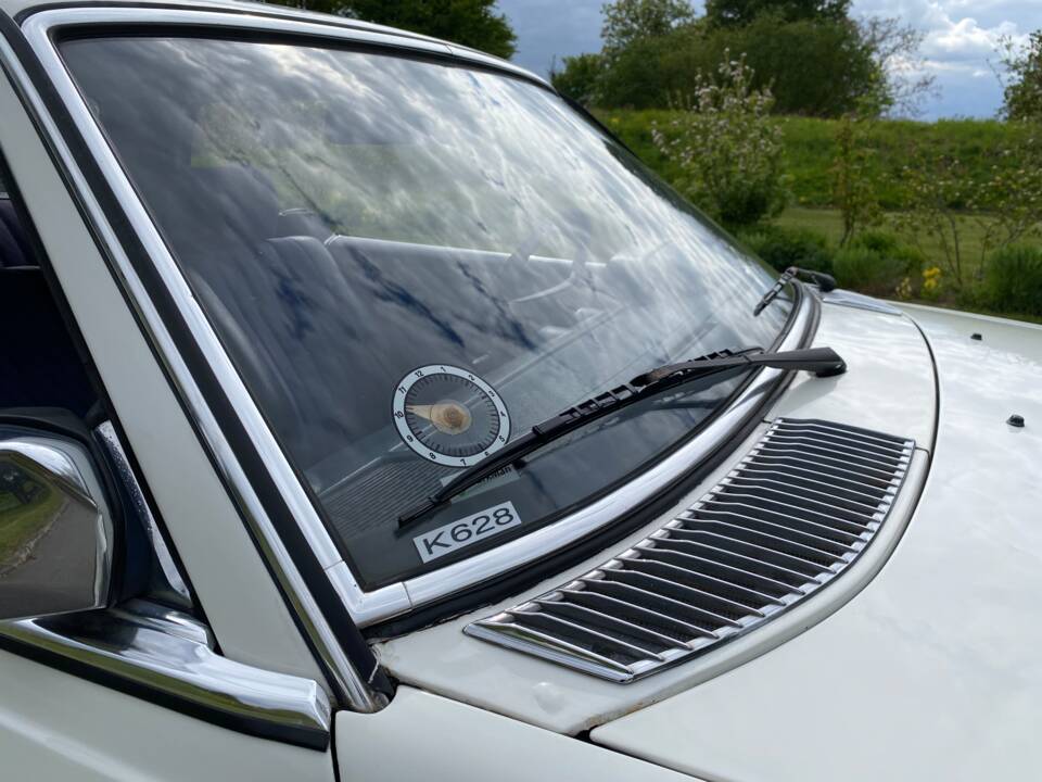 Image 27/49 of Mercedes-Benz 230 C (1980)